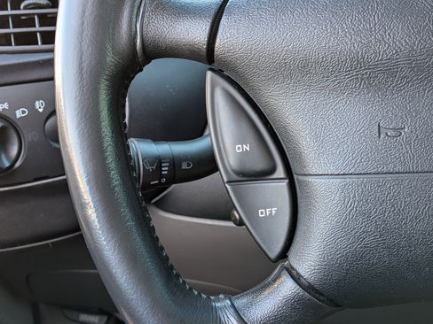 Used 2002 Ford F150 Lightning image 23