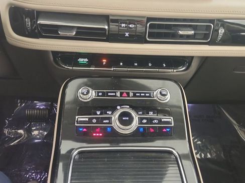 Used 2023 Lincoln Nautilus Reserve w/ Equipment Group 201A image 16