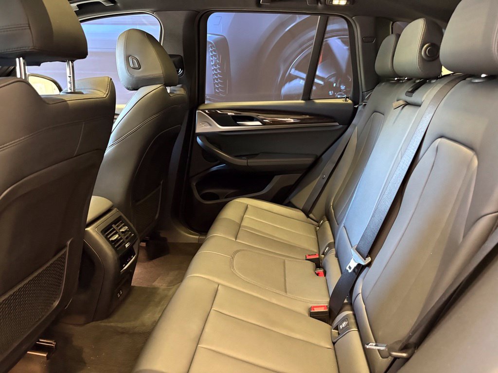 Used 2021 BMW X3 xDrive30i w/ Convenience Package AWD/4WD image 14