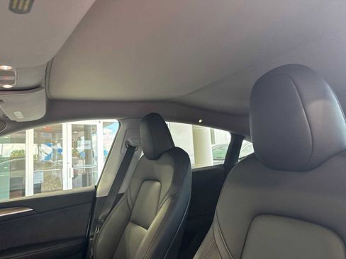 Used 2023 Tesla Model Y Long Range AWD/4WD image 6