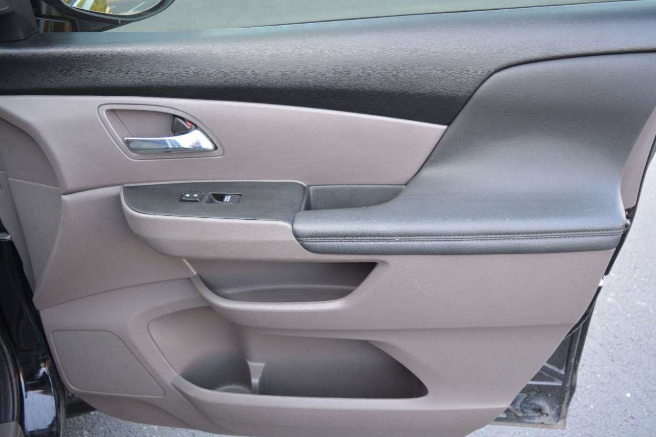 Used 2016 Honda Odyssey Touring image 16