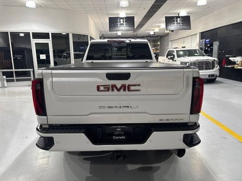 Used 2024 GMC Sierra 3500 Denali w/ Denali Reserve Package AWD/4WD image 8