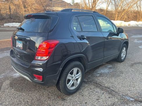 Used 2022 Chevrolet Trax LT image 8