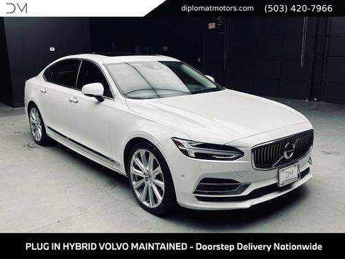 Used 2019 Volvo S90 T8 Inscription w/ Advanced Package AWD/4WD image 9