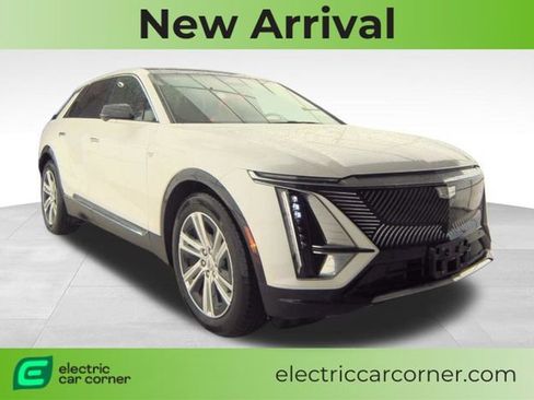 Used 2024 Cadillac Lyriq Tech image 1