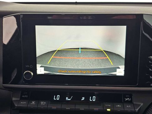 Used 2025 Toyota Camry SE image 26