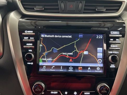 Used 2018 Nissan Murano S image 16