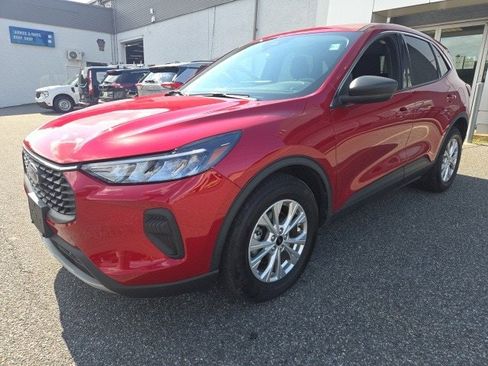 Used 2023 Ford Escape Active image 3