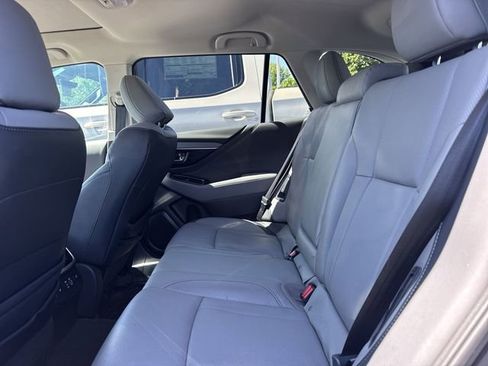 Used 2025 Subaru Outback Limited w/ Popular Package #2 AWD/4WD image 11