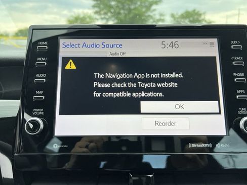 Used 2024 Toyota Camry XLE FWD image 16