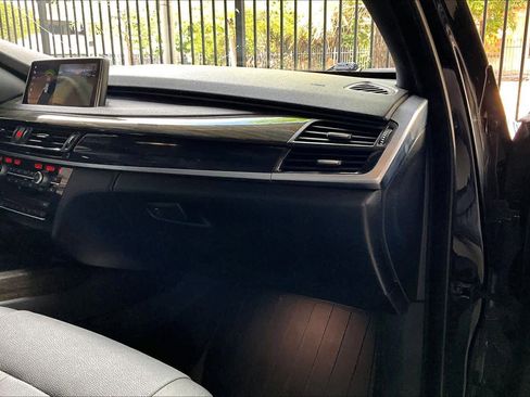 Used 2018 BMW X5 xDrive35i image 18