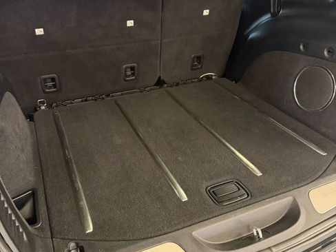 Used 2016 Jeep Grand Cherokee Overland image 8