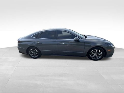 Used 2022 Hyundai Sonata SEL w/ Convenience Package FWD image 16