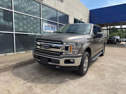 Used 2018 Ford F150 XLT w/ Equipment Group 302A Luxury AWD/4WD image 3