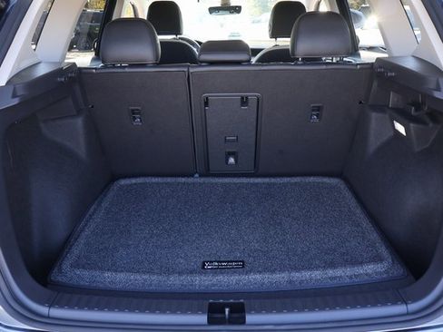 New 2026 Volkswagen Taos SE image 14