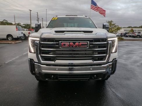 New 2026 GMC Sierra 3500 SLT w/ SLT Premium Package image 2