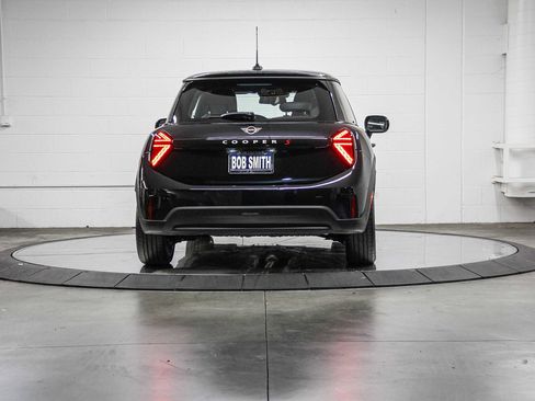 Used 2025 MINI Cooper S image 5