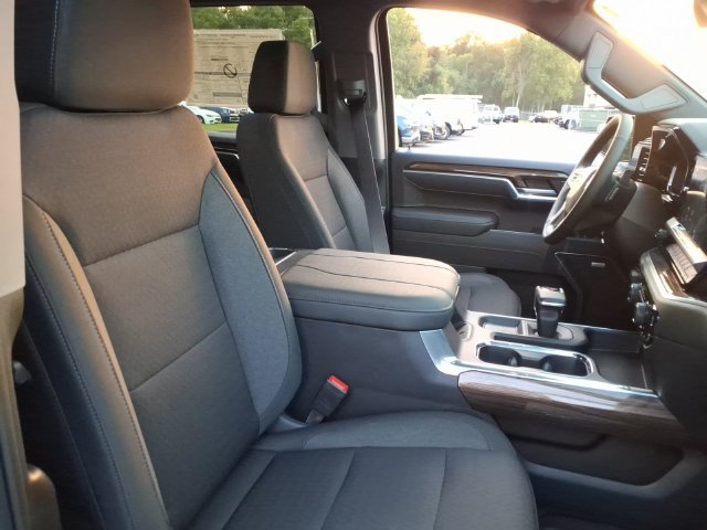 New 2026 Chevrolet Silverado 1500 RST w/ Safety Package AWD/4WD image 13