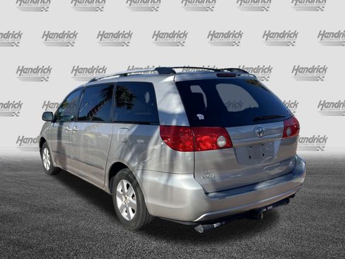 Used 2009 Toyota Sienna LE image 8