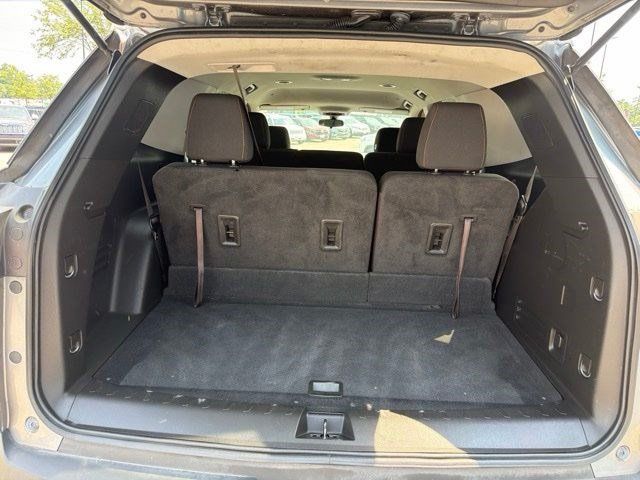 Used 2020 Chevrolet Traverse LS AWD/4WD image 17