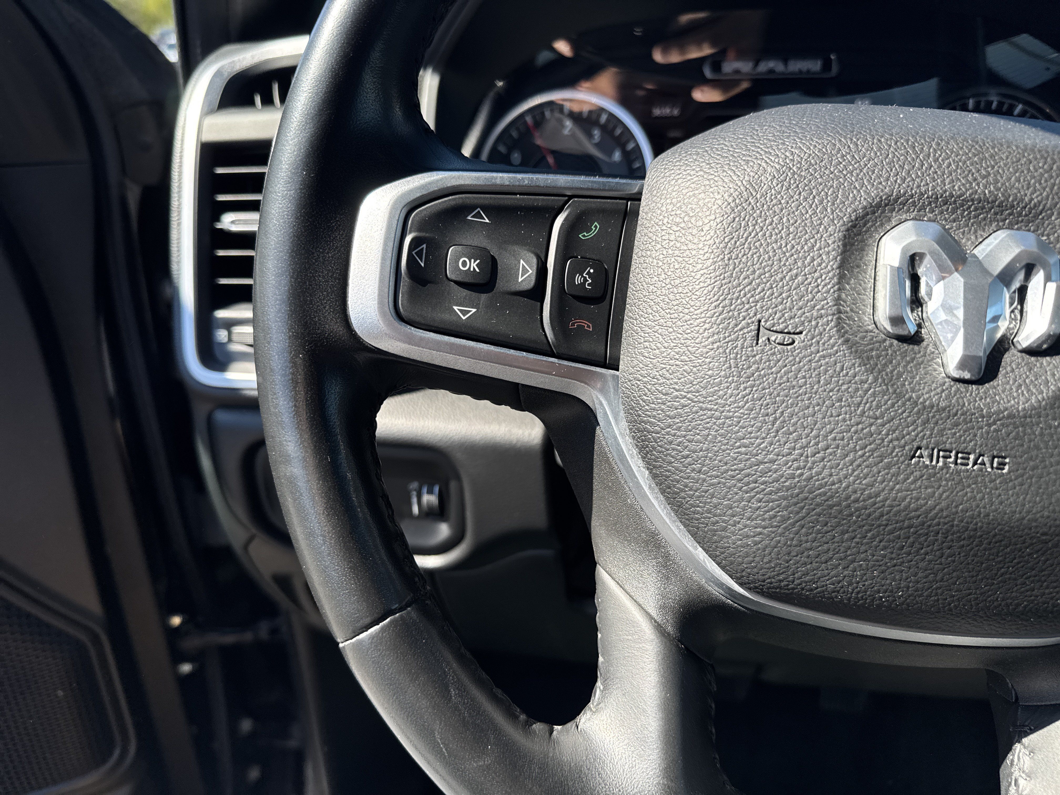 Used 2022 RAM 1500 Big Horn AWD/4WD image 18