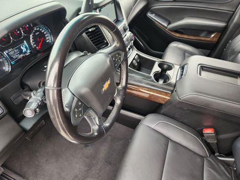Used 2019 Chevrolet Tahoe LT RWD image 14