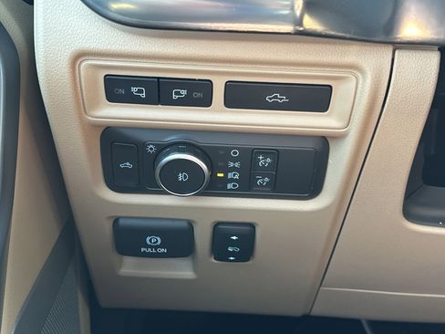 Used 2021 Ford F150 Lariat image 26