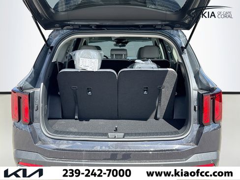 New 2026 Kia Sorento S w/ S Panoramic Sunroof Package image 12