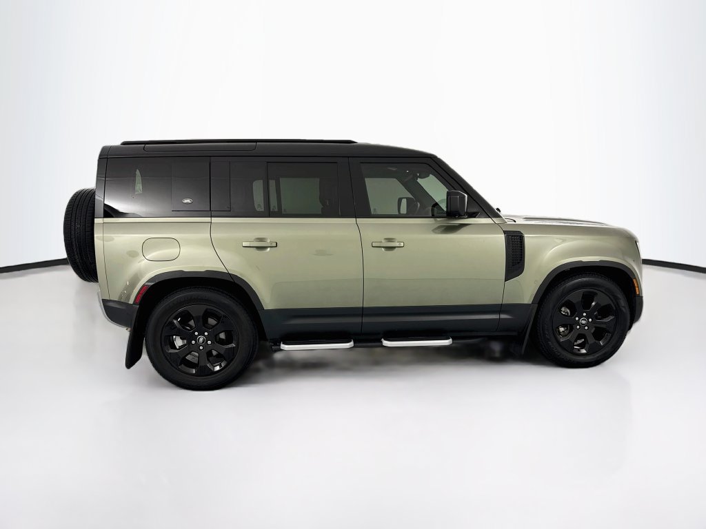 Used 2024 Land Rover Defender 110 S AWD/4WD image 4