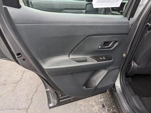 Used 2025 Nissan Kicks S AWD/4WD image 12