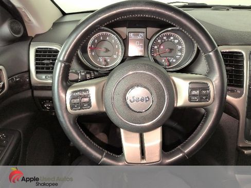 Used 2012 Jeep Grand Cherokee Laredo image 18