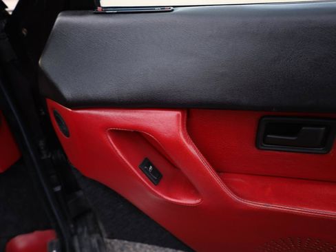 Used 1989 Ferrari Mondial T Cabriolet RWD image 39
