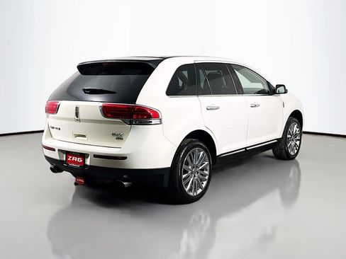 Used 2013 Lincoln MKX AWD image 5