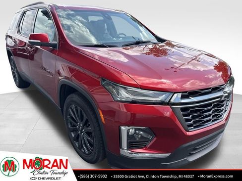 Used 2023 Chevrolet Traverse RS w/ LPO, Floor Liner Package AWD/4WD image 2