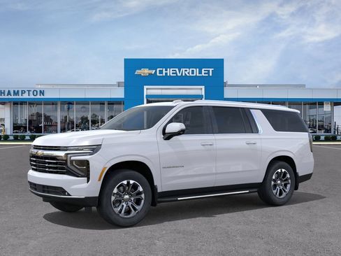 New 2026 Chevrolet Suburban LT w/ Comfort Package AWD/4WD image 2