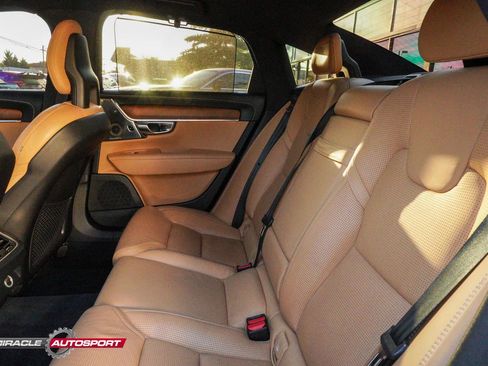 Used 2017 Volvo S90 T6 Inscription w/ Vision Package image 25