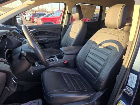 Used 2018 Ford Escape SEL image 15