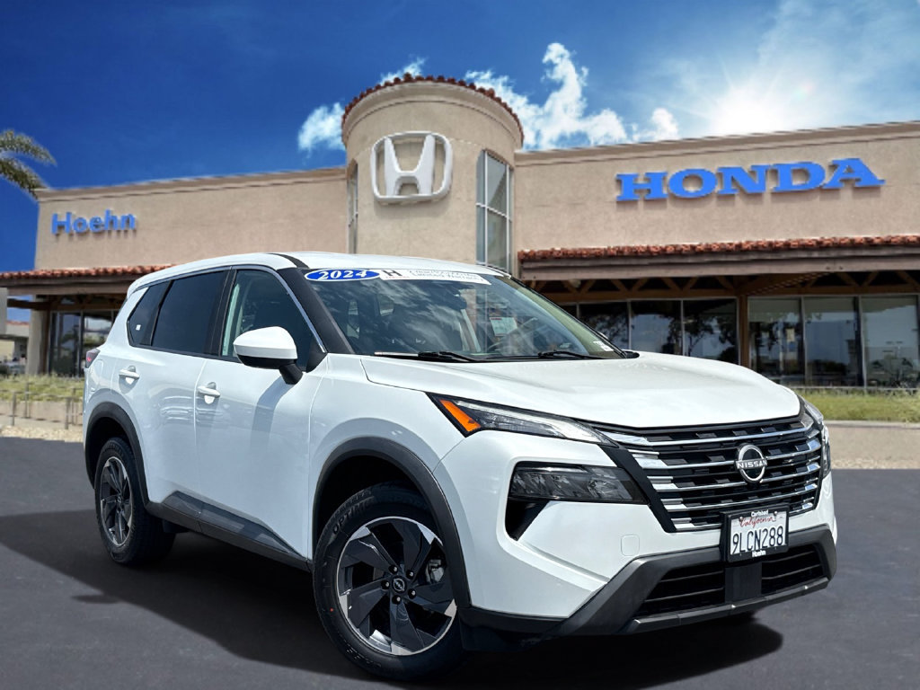 Used 2024 Nissan Rogue SV FWD image 1