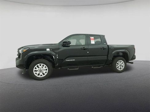 New 2025 Toyota Tacoma SR5 image 18