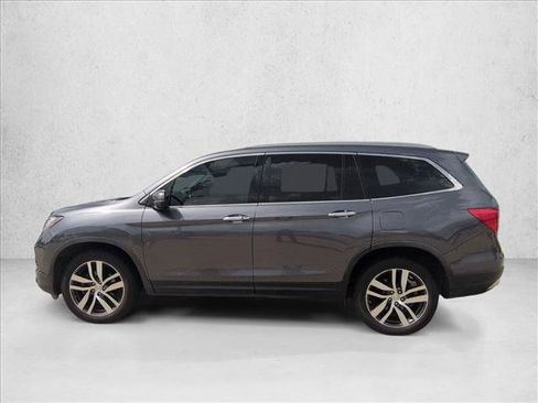 Used 2018 Honda Pilot Elite image 9