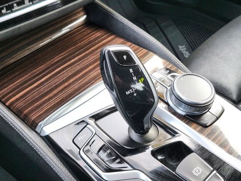 Used 2018 BMW 540i xDrive image 24