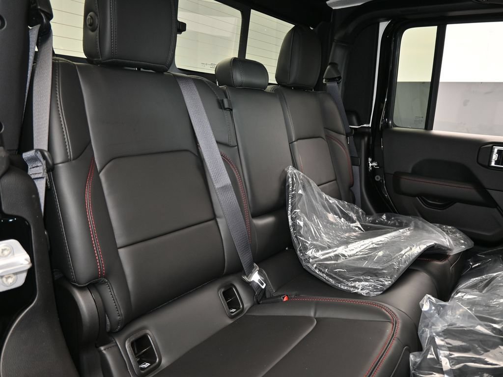 New 2026 Jeep Gladiator Rubicon AWD/4WD image 35