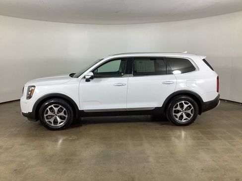 Used 2022 Kia Telluride EX AWD/4WD image 18