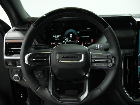 New 2026 GMC Yukon Denali w/ Denali Reserve Package AWD/4WD image 40