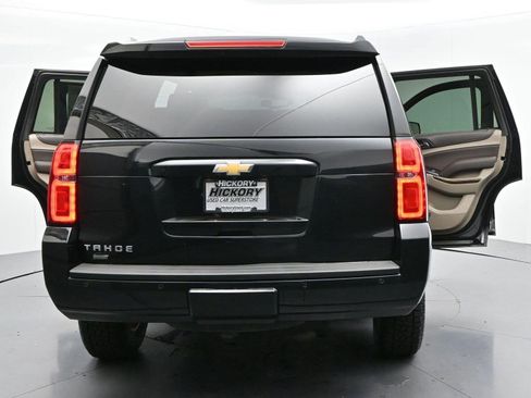 Used 2018 Chevrolet Tahoe LT w/ Luxury Package AWD/4WD image 43