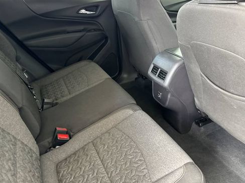Used 2024 Chevrolet Equinox LT FWD image 18