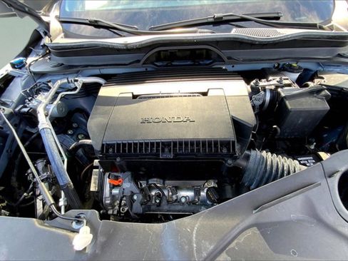 Used 2024 Honda Pilot TrailSport image 13