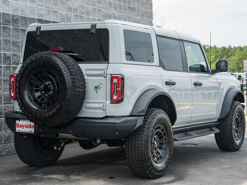 New 2026 Ford Bronco Badlands w/ Sasquatch Package AWD/4WD image 6