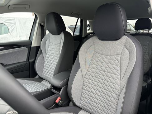 New 2026 Volkswagen Tiguan S AWD/4WD image 10