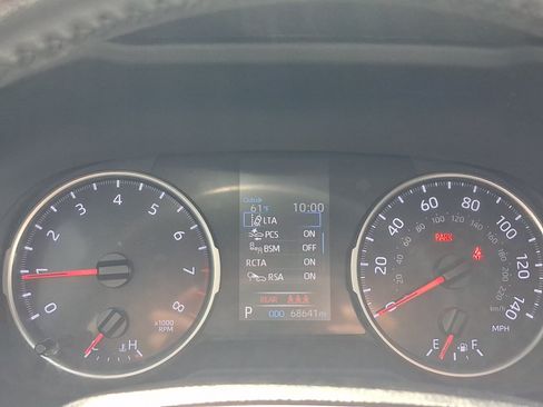 Used 2020 Toyota RAV4 XLE w/ Convenience Package AWD/4WD image 15
